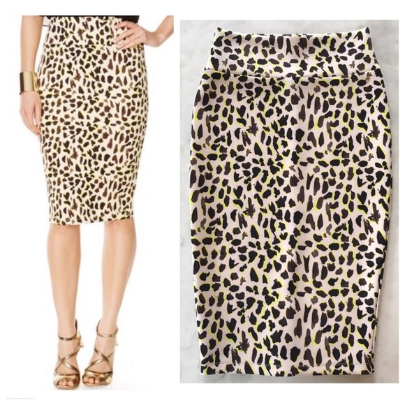 Thalia Sodi Dresses & Skirts - NWOT Thalia Sodi Neon Leopard Print Scuba Skirt